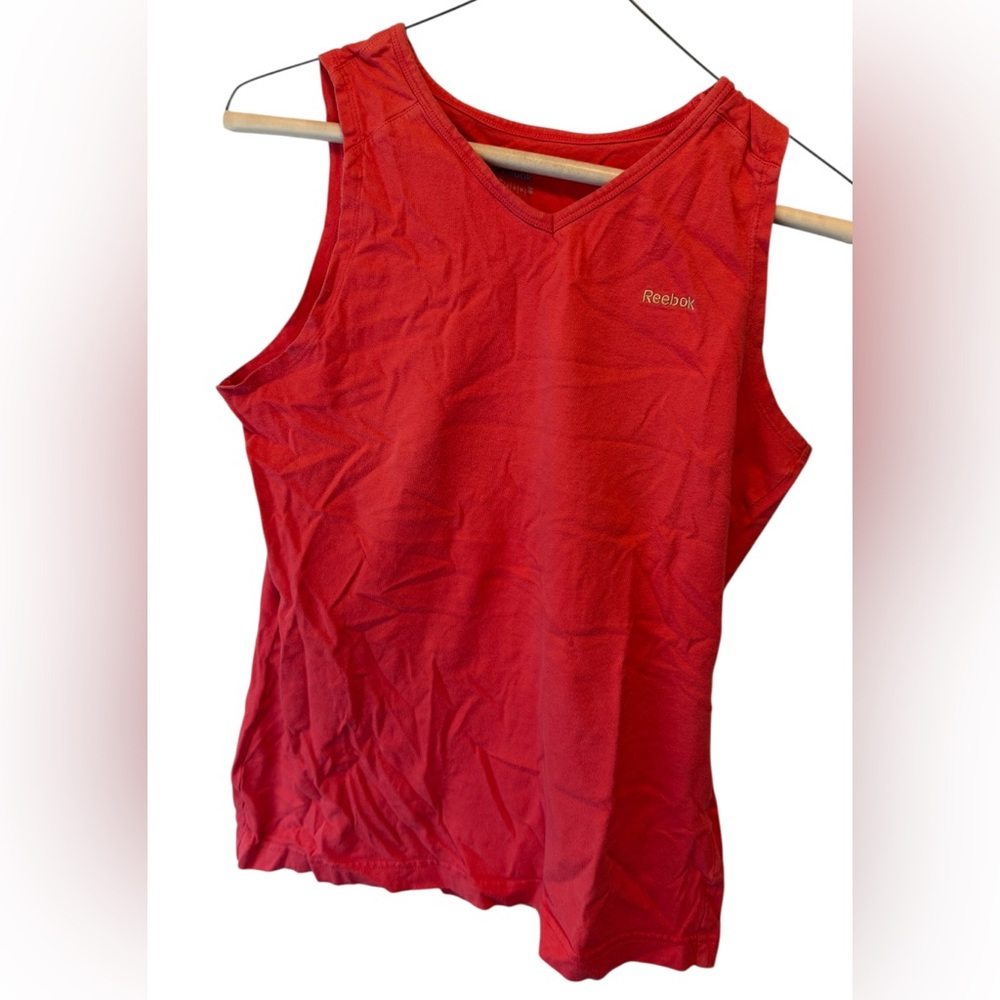 Reebok Women's Bright Red V-Neck Performance Tank true Y2K Tank